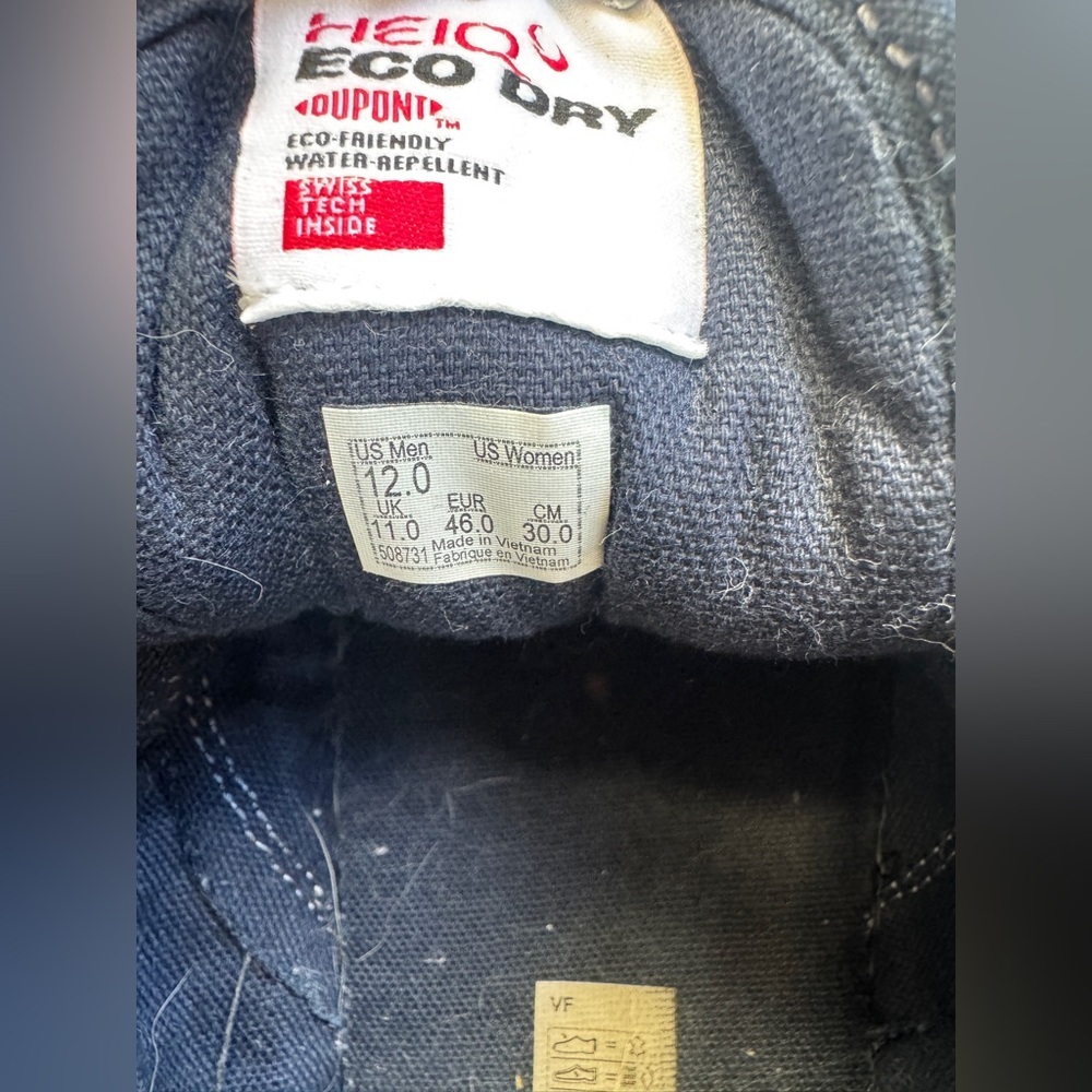 NWOT | Vans Men’s Suede Sneakers | Navy Blue | Size 12 | Water Repellent - Picture 8 of 9